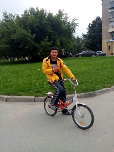  ,   Ruslan, 28 ,  