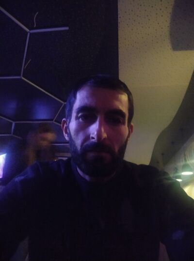  ,   Sadiq, 40 ,   ,   
