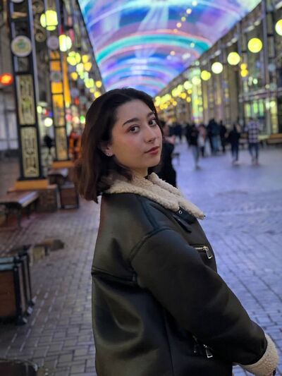  ,   Kamila, 19 ,   ,   