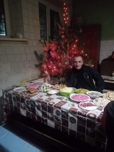  ,   Viktor, 38 ,     , c 