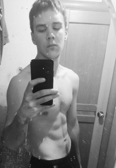  ,   Semyon, 18 ,   ,   , c , 