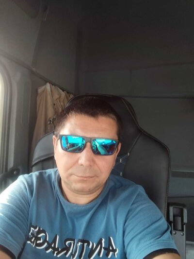  ,   Roman, 38 ,  