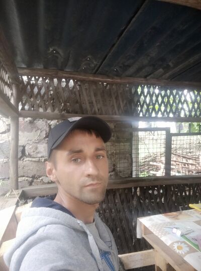  ,   Stas, 39 ,   