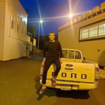  ,   Pablo, 24 ,   ,   