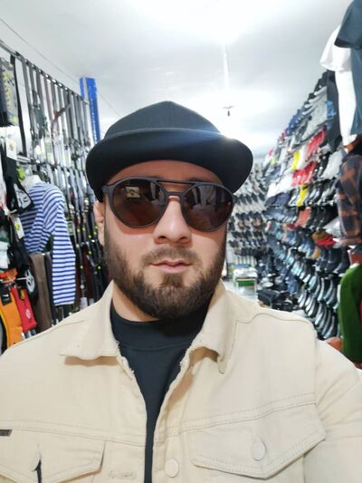  Bermondsey,   Maxmud, 30 ,   ,   
