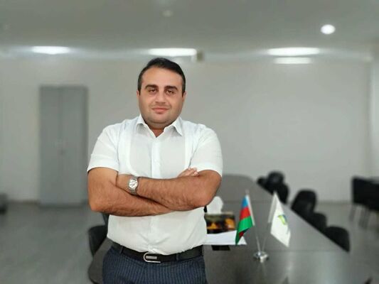  ,   Emil, 41 ,   ,   , c 