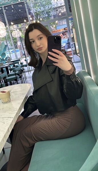  ,   Veronica, 23 ,   ,   