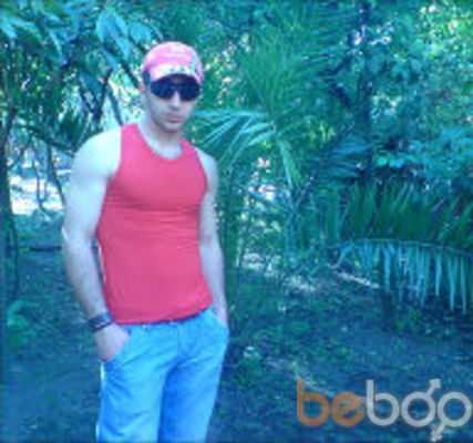  ,   Niki, 36 ,   