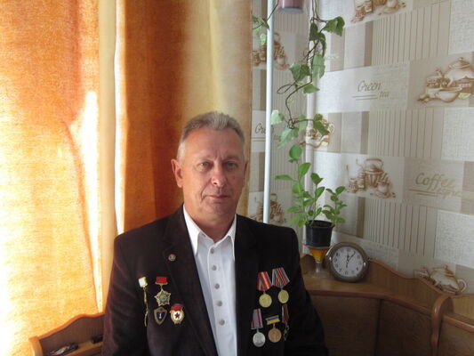  ,   Nikolay, 64 ,   c 