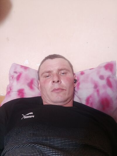  ,   Vladimer, 37 ,   c 