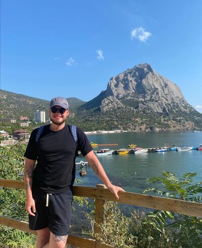  ,   Aliaksandr, 27 ,  