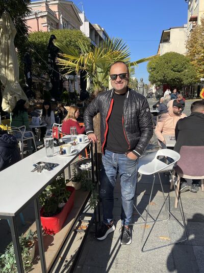  ,   Vladan, 54 ,   ,   , c 