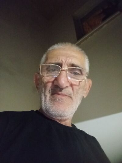   ,   Armen, 65 ,   ,   