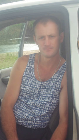  ,   Viktor, 46 ,   ,   , c 