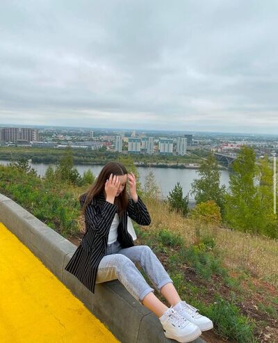   ,   Evelina, 21 ,   ,   