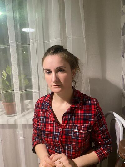  ,   Elena, 41 ,   ,   