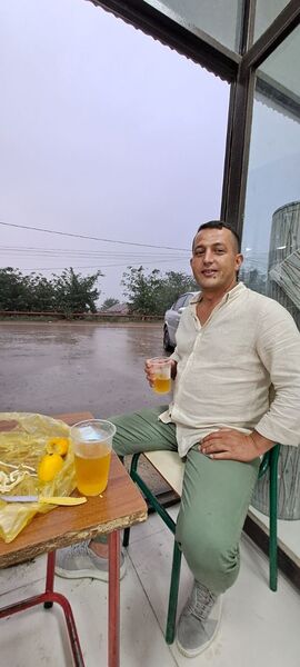  ,   Kamil, 32 ,   ,   