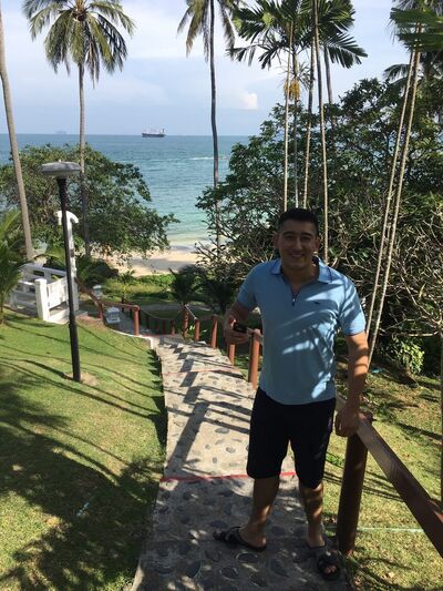  ,   Javaxir, 32 ,     , c 