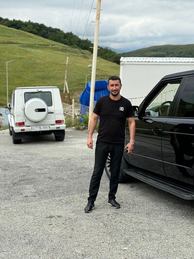 ,   Ceyhun, 40 ,   ,   