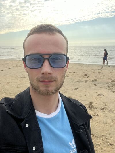  Kudelstaart,   Vladyslav, 25 ,   ,   