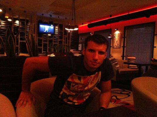  ,   Antonuo, 37 ,   ,   , c 