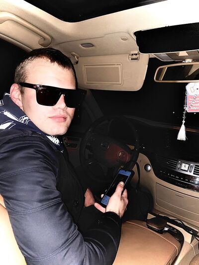  ,   Maksim, 22 ,   ,   , c , 