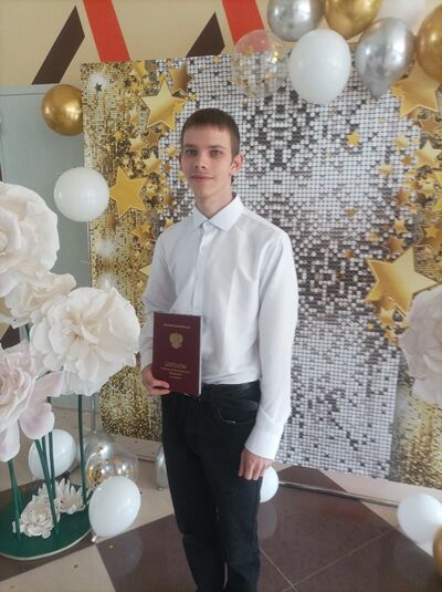  ,   Maxim, 21 ,   ,   , 