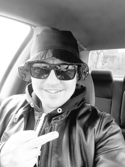   ,   Marat, 40 ,   ,   
