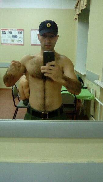  ,   Suleyman, 32 ,   ,   , c 