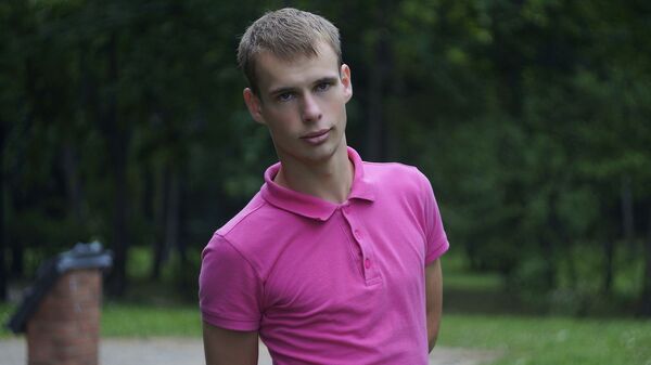  ,   DeniS, 38 ,   ,   , c , 