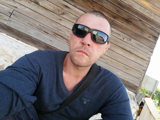  ,   Aleks, 36 ,   