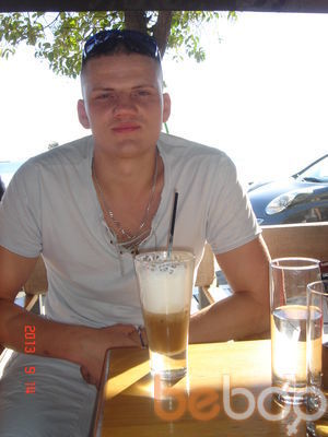  ,   Edy, 37 ,   