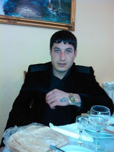  ,   Tiko, 35 ,   ,   