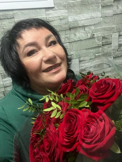  ,   Elena, 45 ,   ,   