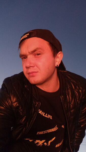  ,   Jony, 30 ,   