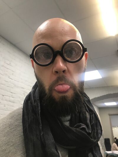  ,   Stef, 41 ,   ,   