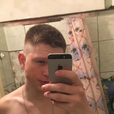  ,   Aleksandr, 22 ,   ,   