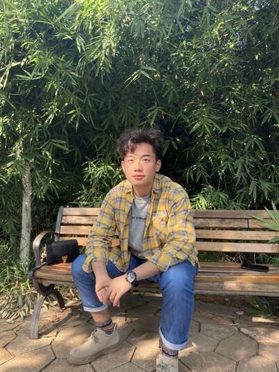  ,   Elliot Huang, 24 ,   ,   