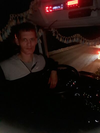  ,   Andrei, 38 ,   ,   , c 