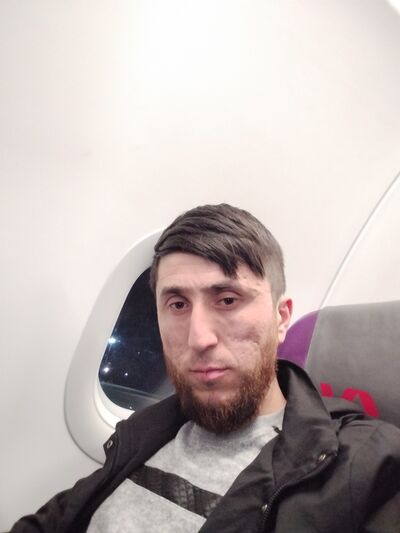  ,   Kamron, 30 ,   ,   