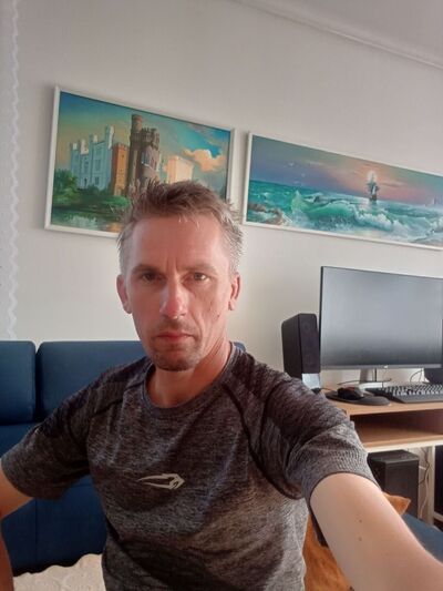  ,   Viktor, 45 ,     , c , 