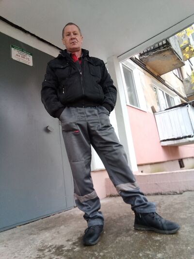  ,   Mikhail, 48 ,   ,   