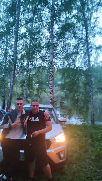  ,   Artyom, 21 ,   ,   