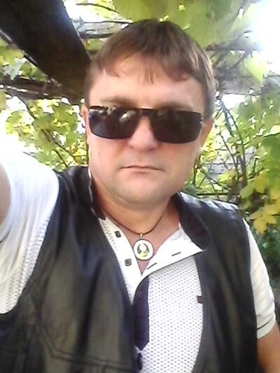  ,   Viktor, 53 ,   ,   , c 