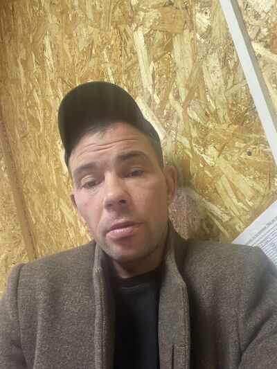   ,   Vladimir, 37 ,   ,   