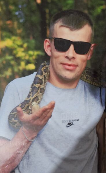  ,   Piotr, 28 ,  