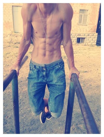  ,   Stas, 28 ,   