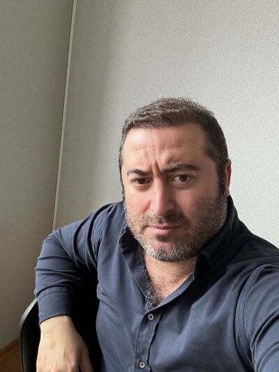  -,   Volkan, 42 ,   ,   