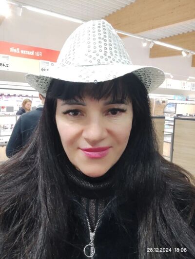  Stuttgart,   Vera, 58 ,  