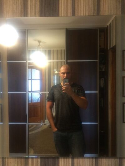  ,   Maxim, 36 ,   ,   , c 